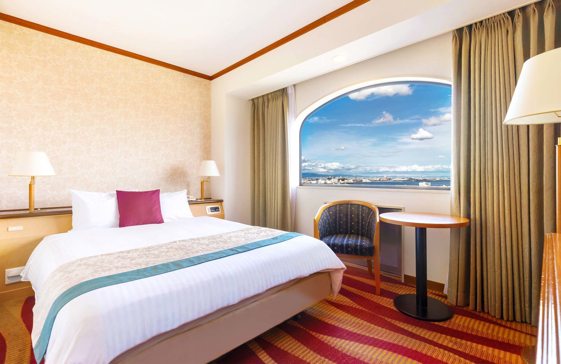 Double Room | Hotel Plaza Kobe | Official Website